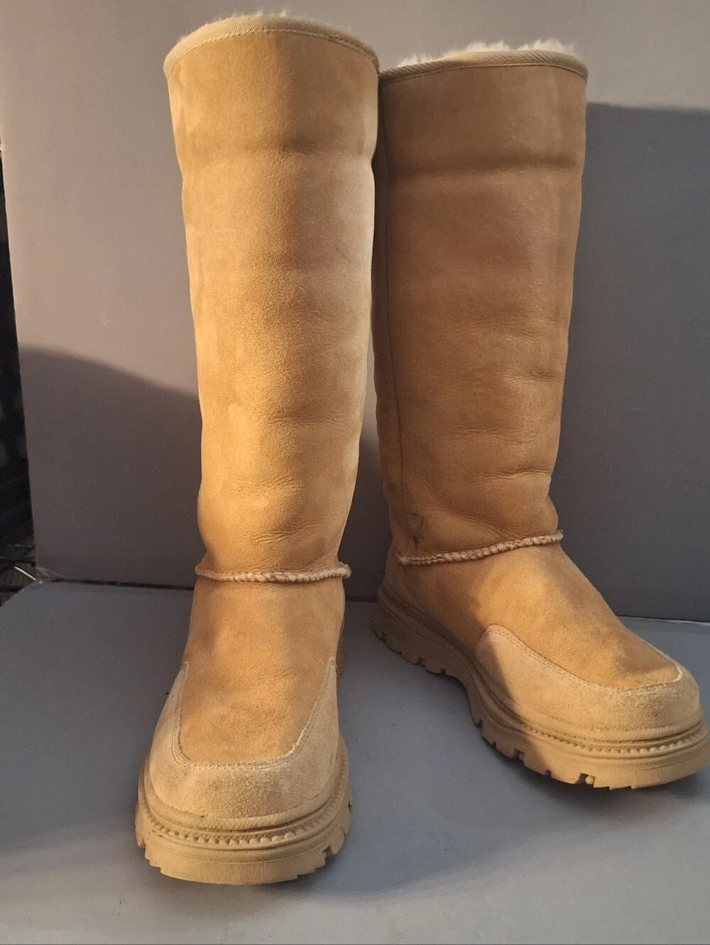 Cabela's Women's Brown Tall Boots in size 8M are perfect for casual occasions